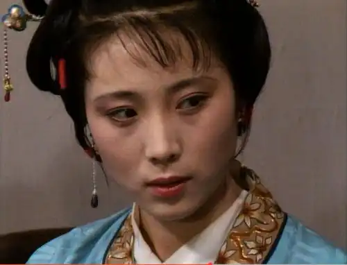 丫鬟与主子地位悬殊,红楼梦中鸳鸯却能和主子同桌吃饭