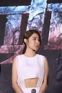 成龙缺席功夫瑜伽发布会唐季礼大赞李治廷
