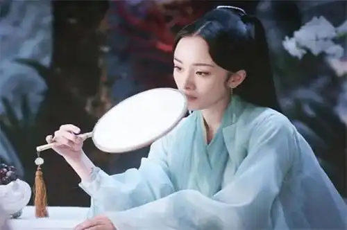 避暑古诗五首人人避暑走如狂,但能心静即身凉
