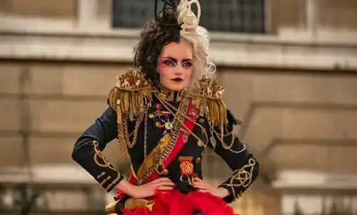 单日票房反超速激9,这部好莱坞新片完成逆袭,但为时已晚
