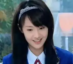 郑爽整容前后照片对比自曝手术前挣扎几个月
