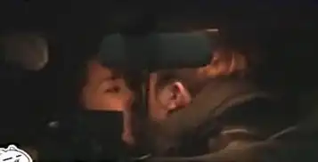 家有儿女杨紫恋爱了两人车内忘我缠绵