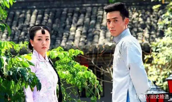 他在外纳五妾,却过早病逝,父母把五个小妾接回,三年后又都赶出
