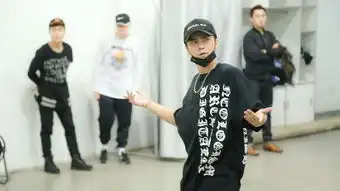 杨洋罗志祥同台尬舞孙红雷黄渤舞王炫技
