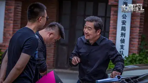 张国立新剧也平凡定档,数位老戏骨压阵,网友怕郑恺接不住戏林峯季凡角色
