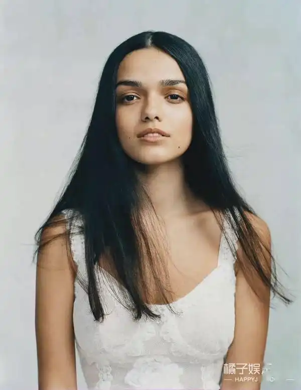 迪士尼选角好迷瑞秋泽格勒演白雪公主受争议,灰姑娘很惊艳
