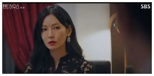 徐迎美回归,金素妍在顶楼的高冷造型一览