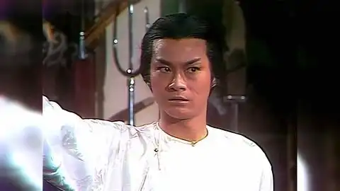 1976书剑恩仇录郑少秋一人饰演三个角色,经典之作
