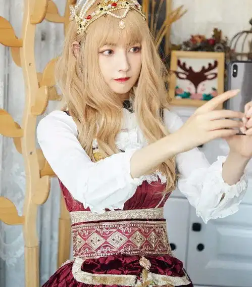 硬糖少女洛丽塔造型赵粤像公主,王艺瑾太高贵,只有张艺凡最普通

