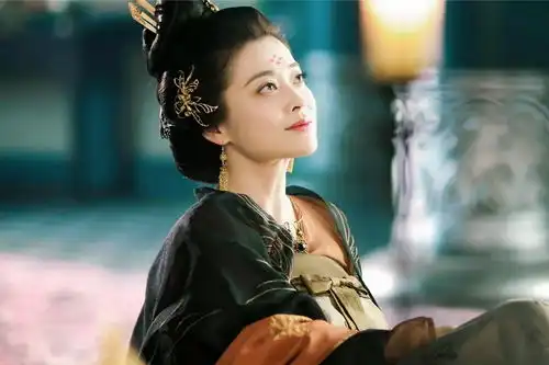 陈武帝章皇后,迫于无奈立侄为帝,亲子反被杀,蛰伏九年废掉侄孙