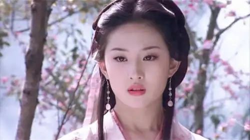 神仙姐姐刘亦菲下马车路透曝光,有没有重回小龙女的感觉