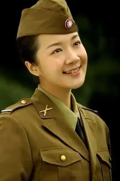 1940年,半夜,一个国民党女军官急急忙忙,跑到新四军驻地
