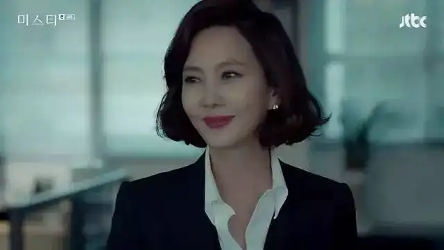 曾陷入小三被包养传闻的女神公开承认整形,依然吊打少女幂和糖
