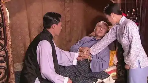 大宅门老太太把槐花姑娘给景琦,让晚上圆房,景琦含泪答应