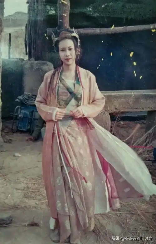 20多年前大话西游珍贵的剧组工作照和定妆照,满满的回忆杀