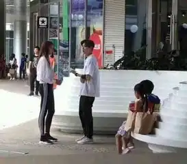 鹿晗关晓彤热恋曝光,张婉儿这个妹妹难当