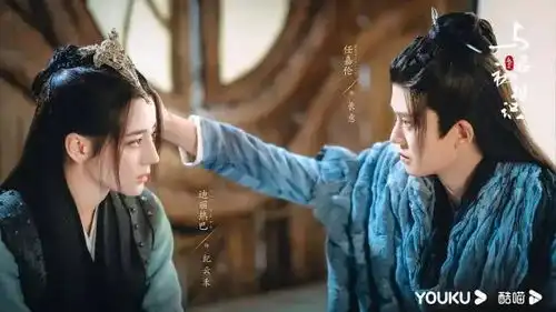 为什么没人推荐与君初相识,任嘉伦这条大尾巴鱼也迷人了吧