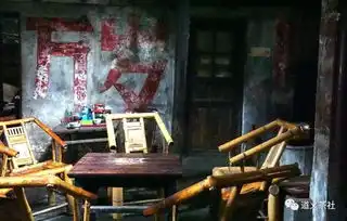 老茶馆里,饮一杯旧时光成都
