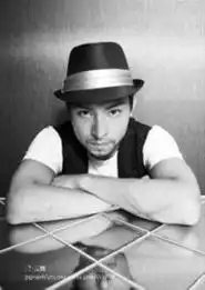 山寨版刘德华否认热恋喻可欣很长时间没联系
