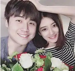 国民老公王思聪又撩妹了,这次还跨国撩一个多伦多小美女,人家还有男票