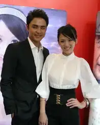 李小璐贾乃亮陈乔恩霍建华揭有夫妻相的明星