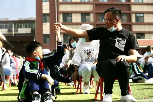 陕西渭南一堂令人动容的心理活动课
