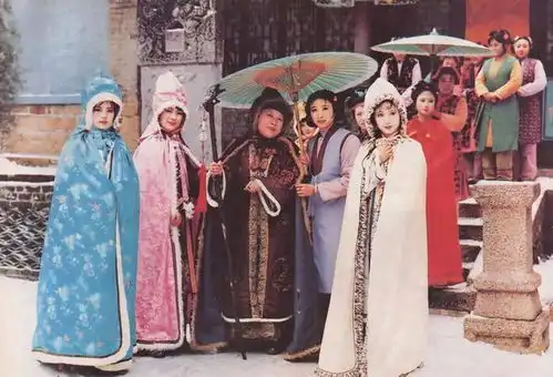 87版红楼梦为何能成为经典只看宝黛钗凤四大主角,你就明白了