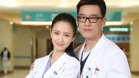 一年级奥数第3讲数图形例6,图中共有多少个包含五角星的长方形