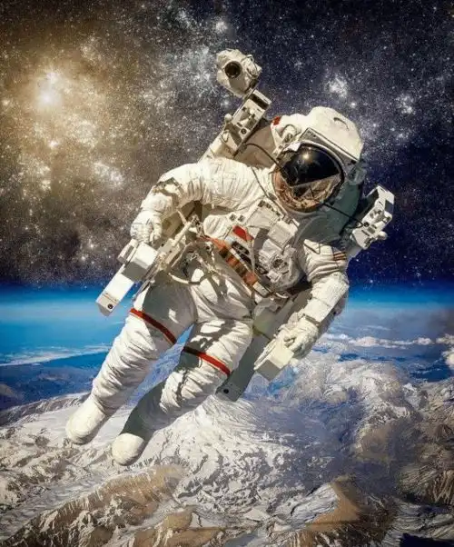 星际太空舱穿越之旅,国庆打卡第一站,必须是这里
