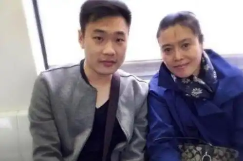 拿6次影后的她被孙红雷狠狠抛弃,如今面容衰老,60岁投奔女儿