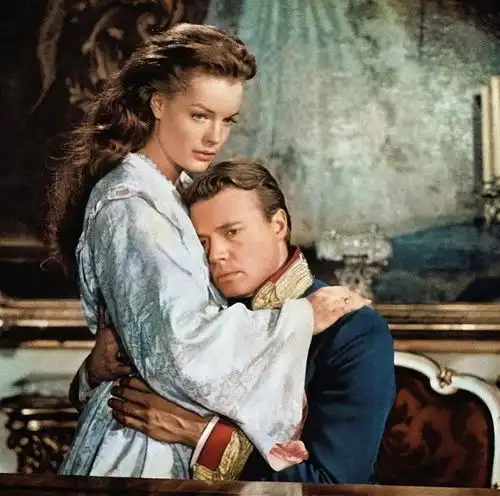 索菲夫人是茜茜公主的恶婆婆,也是撑起哈布斯堡王朝的女人