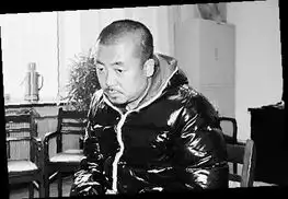 潜伏演员潜伏13年被捕盛乡竟是袭警逃犯
