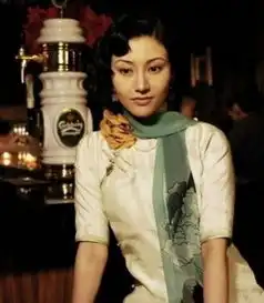 女星旗袍争艳刘亦菲张柏芝章子怡谁最勾魂
