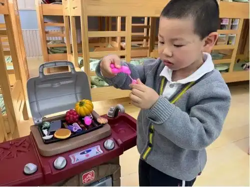 合肥市庐阳实验幼儿园教育集团四里河畔园整理娃娃家的那些事儿