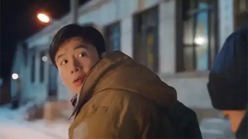 南来北往丁勇岱踢白敬亭屁股熟悉的师傅回来了
