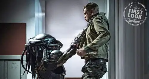 娱乐周刊发布铁血战士独家剧照相爱相杀上演另类壁咚画面