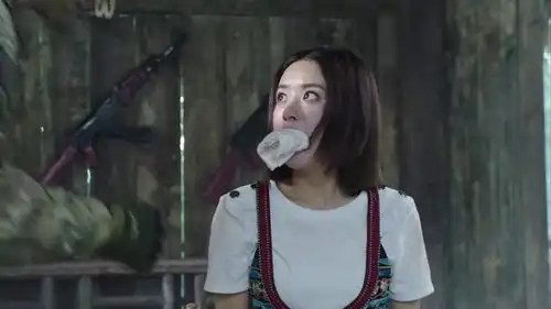 倾城时光6处替身穿帮镜头,赵丽颖的很壮实,金瀚曹曦文的很疼