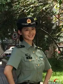 芳华女主苗苗军装照曝光英姿笔挺致敬八一建军节
