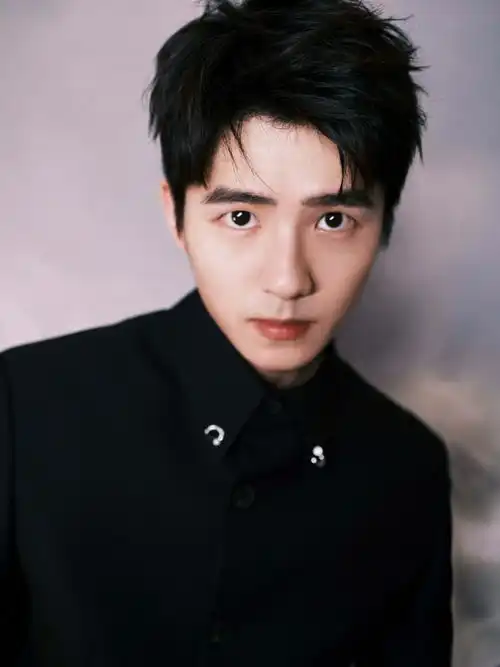 刘昊然发文为董子健庆生不忘帮好友宣传新剧