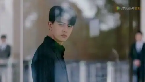 一口气看8集,没想到任嘉伦邢菲新剧这么香