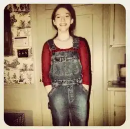 范冰冰的脸跟柳岩的胸在她面前,都得靠边站
