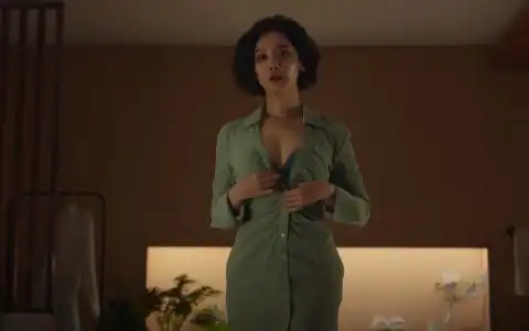 这些戏份一定要吗从黑暗荣耀车珠英到假面女郎nana都脱了,韩网友为剧情服务vs很尴尬
