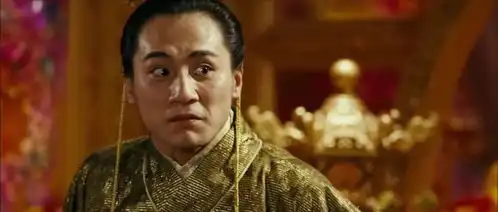 满城尽带黄金甲王后天天喝毒,都不吭一声,太子的话却把她逼疯