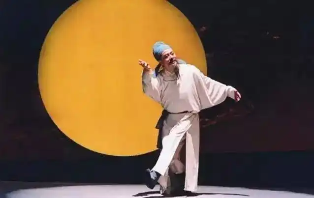 李白建功立业,还是归隐江湖
