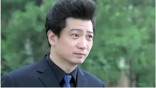 45岁田雨情史曝光和汤唯同居,因倪妮上热搜,原来他是这样的男人
