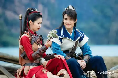 甜蜜暴击鹿晗关晓彤狂撒狗粮情侣档电视剧其实还真不少