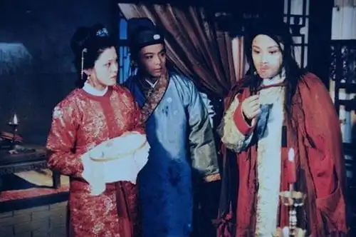 红楼梦里北静王真的暗恋黛玉吗答案在这两处描写中