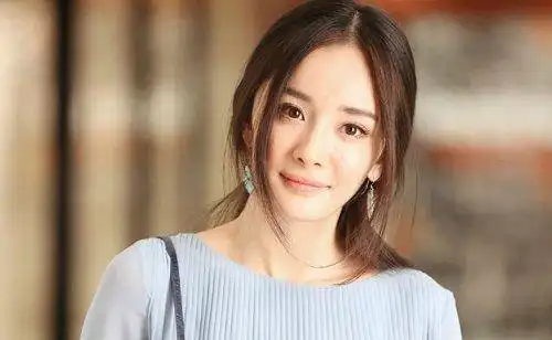 不再做花瓶,女神杨幂事业的蒸蒸日上