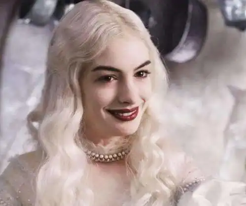 深入了解爱丽丝梦游仙境作者查尔斯的那些事儿
