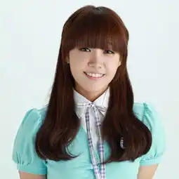 有没有郑恩地的素颜照或正脸照啊我发现她照像从来不是正脸啊谁有发一下谢